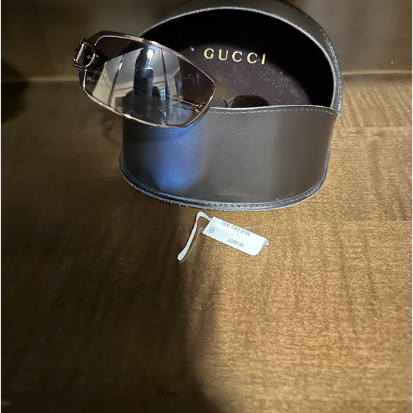 “DONATED” Gucci, Sunglasses Men’s “The Matrix” Style, Amber and Copper, LKNW - Picture 8 of 10